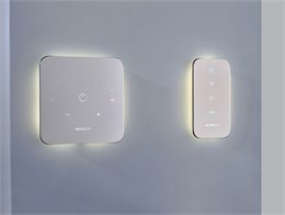 RT002A00Q AQUAelite WOW Touch Shower внешняя часть термостатического смесителя на 2 потребителя с электронным управлением, 3/4" RT002A00Q